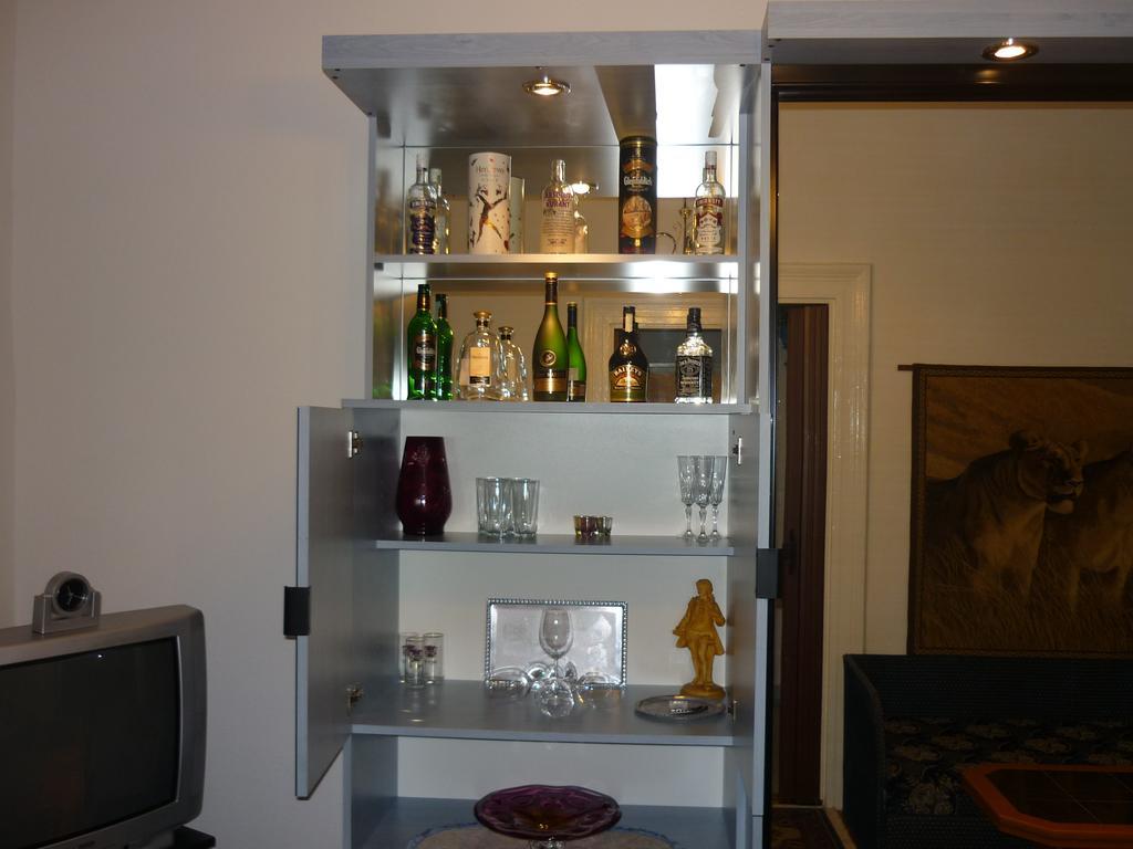 Joe Apartamento
